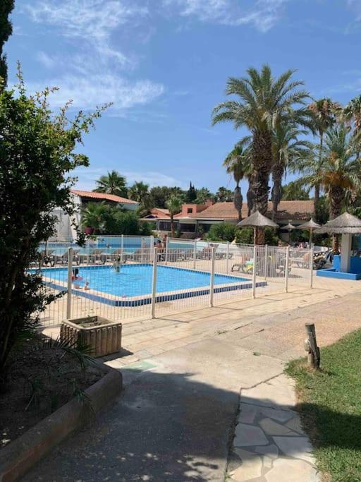 Appartement Cosy Confort Parking Clim Wifi Linge Acces Piscine Non Inclus Canet-en-Roussillon Exteriör bild