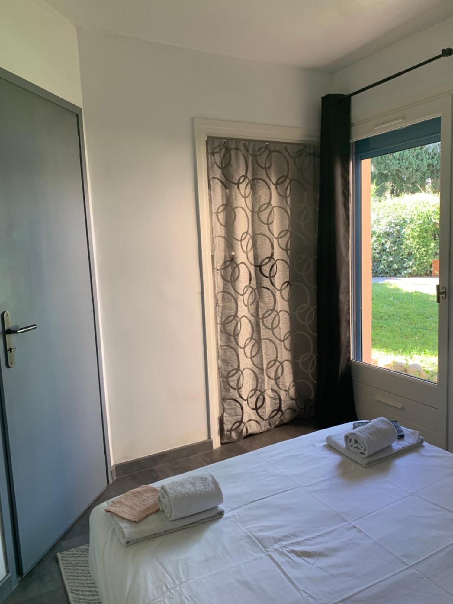 Appartement Cosy Confort Parking Clim Wifi Linge Acces Piscine Non Inclus Canet-en-Roussillon Exteriör bild